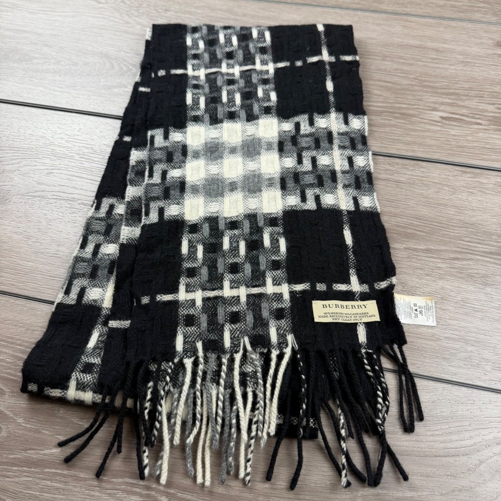 Burberry Unisex Scarf Merino Cashmere Plaid Black White OS